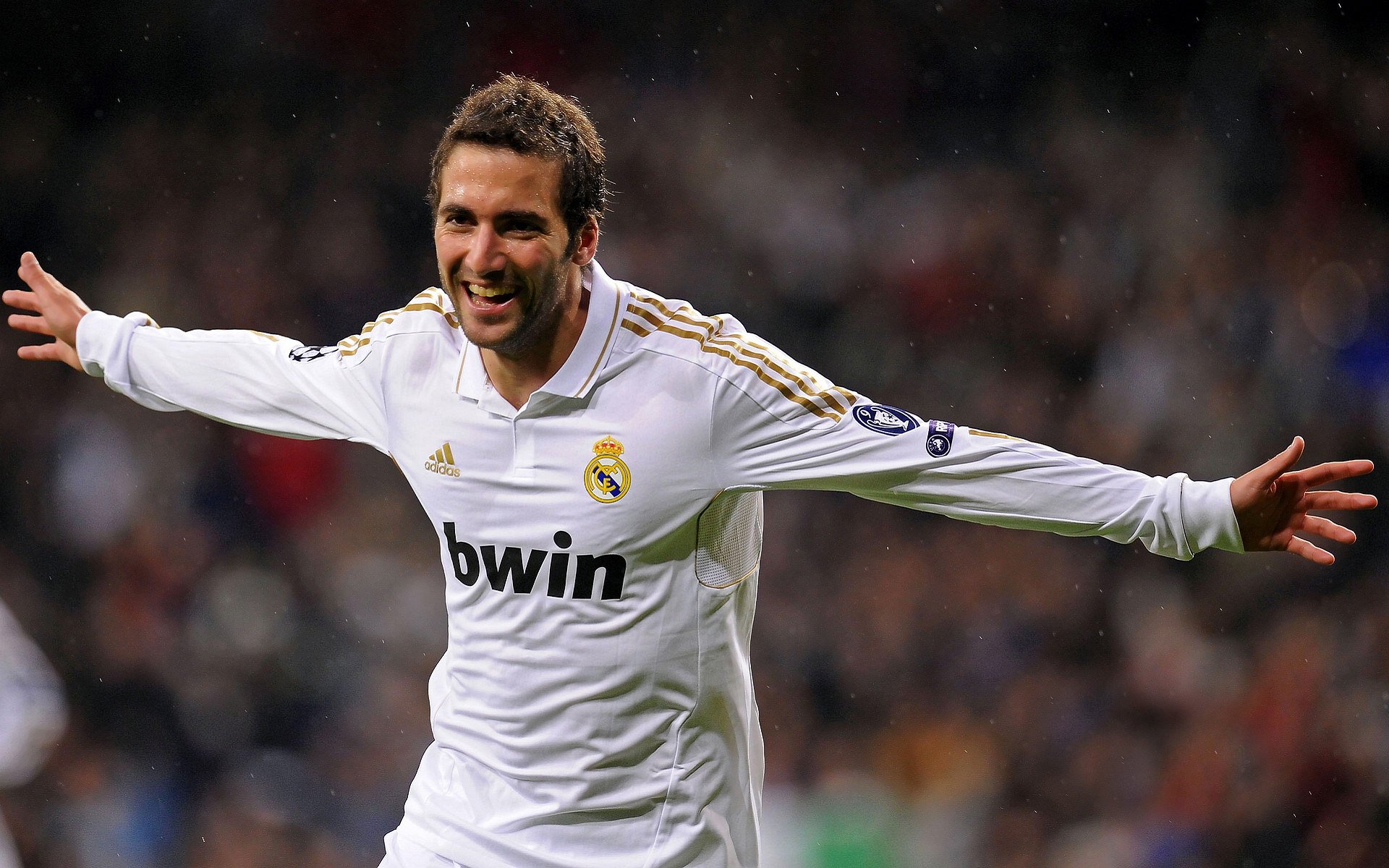 kaiyun网站-厄瓜多尔女足力拔头筹，实力备受认可，厄瓜多尔足球队员